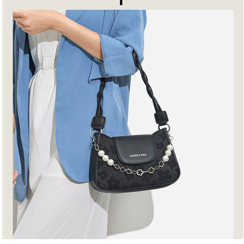 

Premium sense small bag women s 2025 new spring and summer ins niche design single shoulder underarm bag crossbody chain bag No specification чёрный