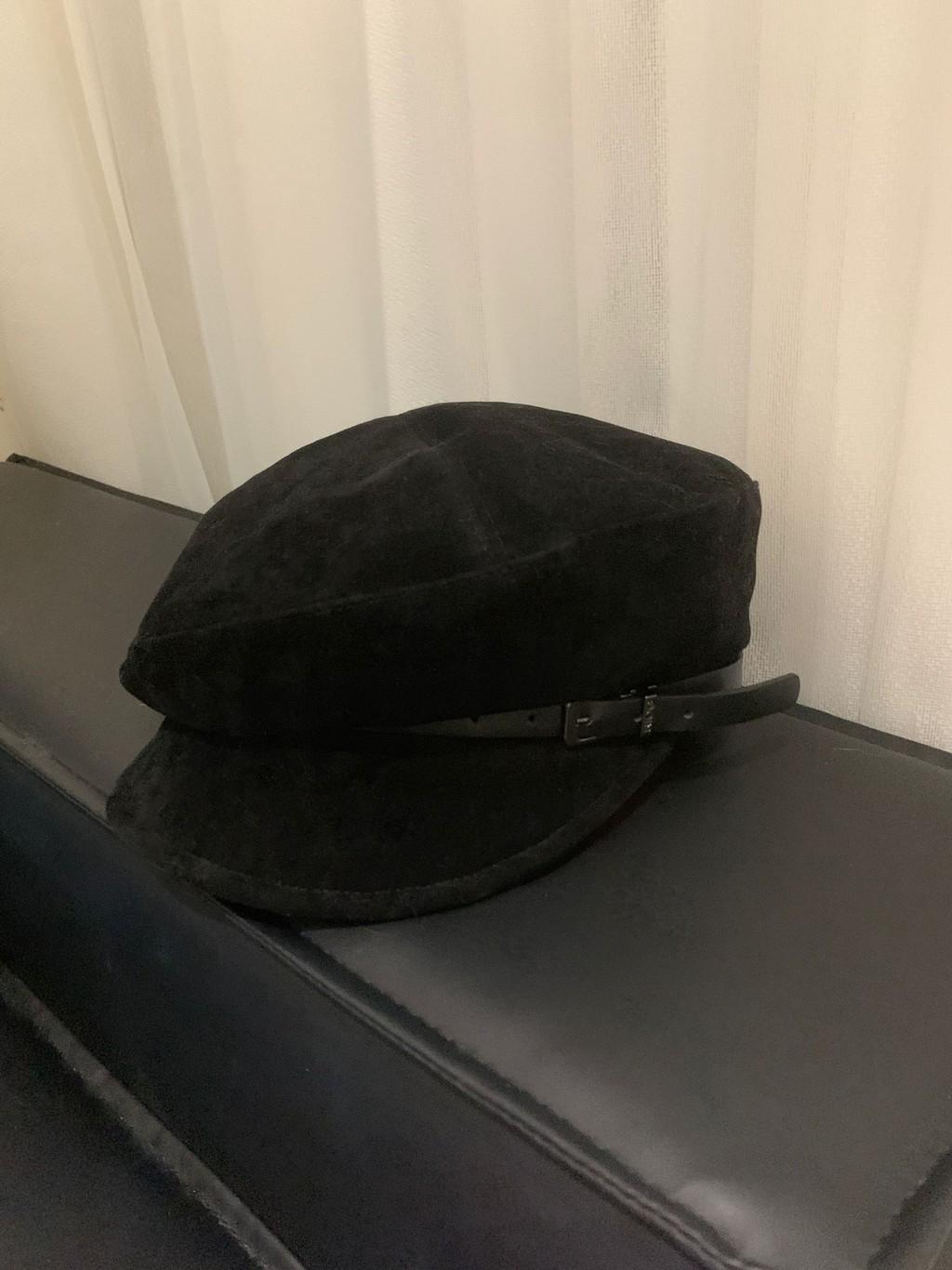 

Stylish Korean Retro Beret Hat With Wide Brim In Soft Velvet For Fashionable Winter Look чорний
