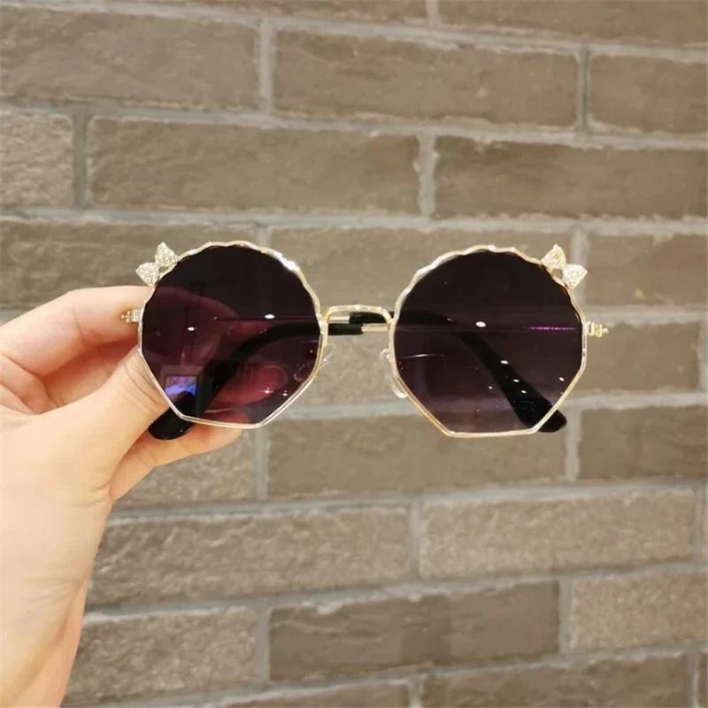 

New Fashion Children s Sunglasses Boys and Girls Anti-UV Sun Glasses Baby Cute Bow Little Girl Shell Glasses Metal Frame Eyewear