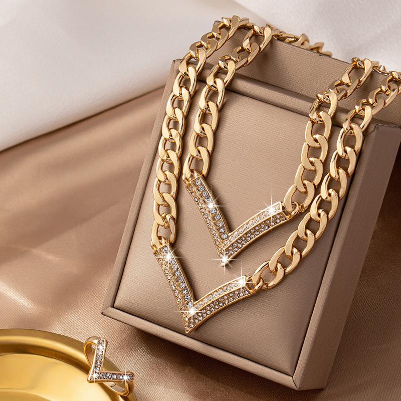 Geometric V-Shaped Necklace, Bracelet & Ring Set with Inlaid Diamonds - European & American Design