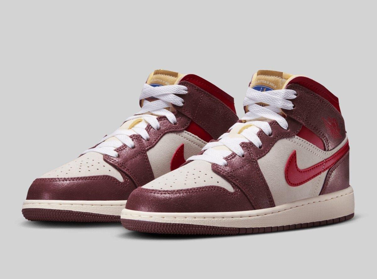 HF3196-100 Nike GS Air Jordan 1 Mid SE Кокосовое молоко Темный пони Бледная ваниль 5Y