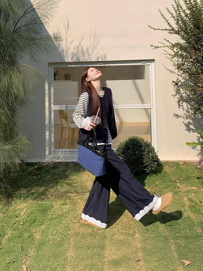 

Plus Size Women s Korean Style Slimming T-shirt, Vest, and Pants Casual Spring Three-Piece Set XL
