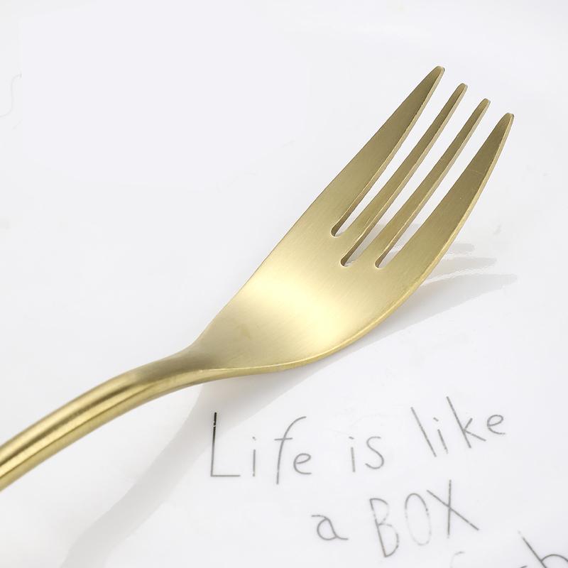 4pcs Dinnerware Gold Luxury Matte Set 304 Stainless Steel Flatware Cutlery Set Vintage Tableware Fork Steak Knife Fork Spoon Set