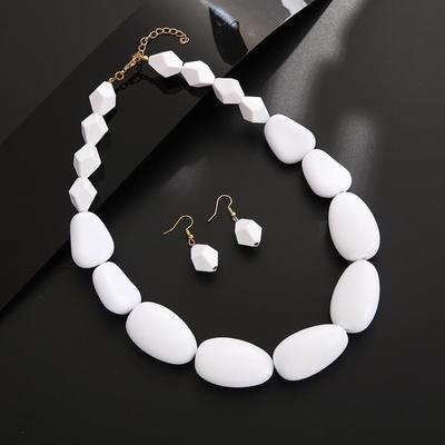 Set Collana e Orecchini Geometrici in Acrilico Europei e Americani - Design Esagerato con Perle Irregolari