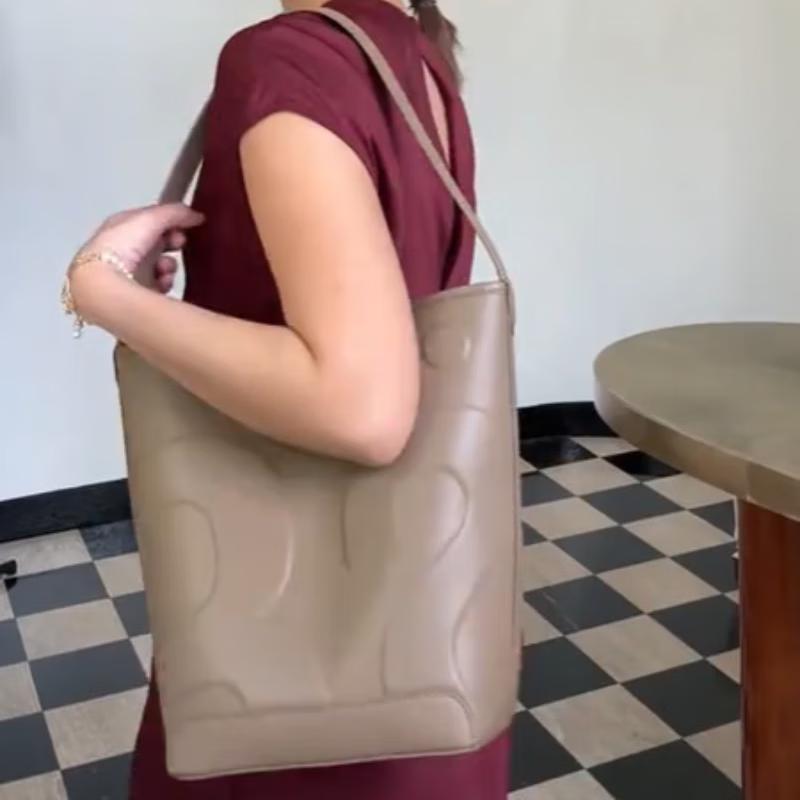 REWELL Vintage Style Bucket Shoulder Bag