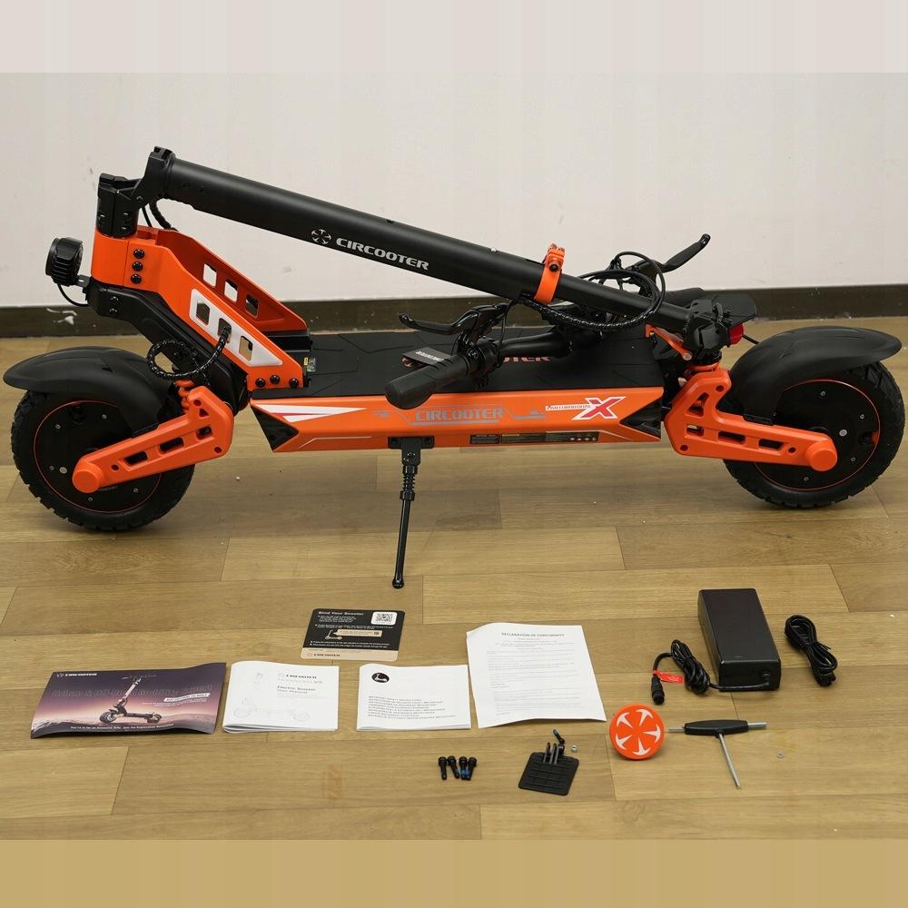 Trotinetă Electrică Pliabilă LandturboDual Vehicul 1200W x2 48V 20Ah 50 km/h Autonomie 60 km Tracțiune Dublă Motor