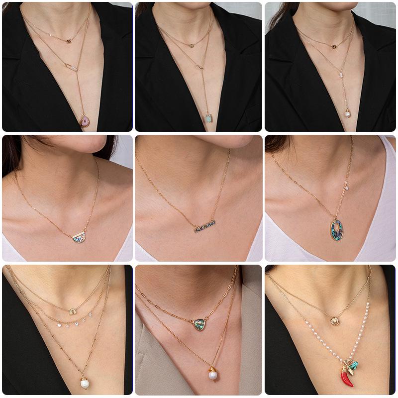 

Stylish European-American Abalone Shell & Freshwater Pearl Necklace for Women