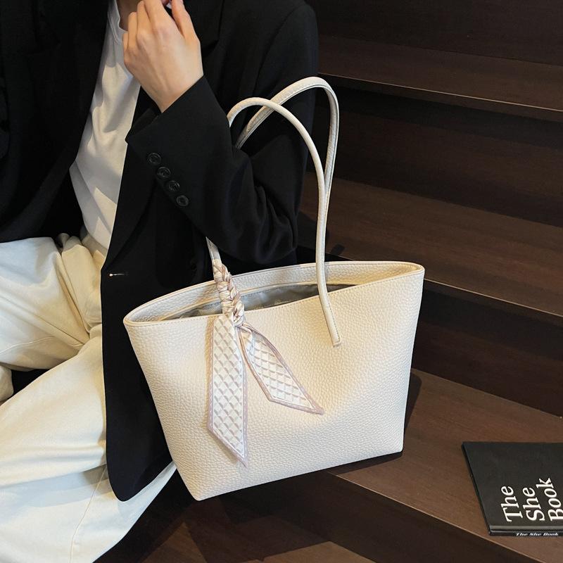 Commuter Shoulder Bag, Large Capacity Fashionable Foreign Style Simple Handbag, 2025 New Simple Tote Bag, Casual Bag