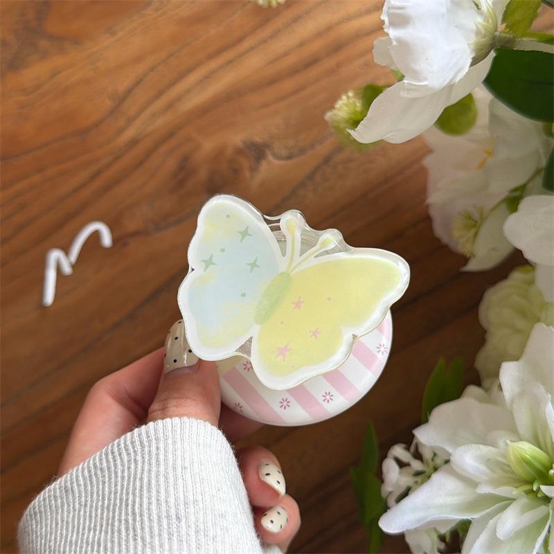 

Early Spring Daisy Bow Knot Bear Magnetic iPhone 17/16/15/14 Case for Women iPhone 16 Pro Max