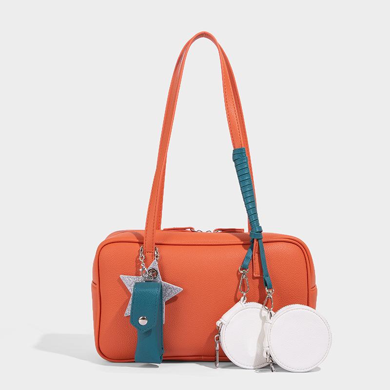 2025 New Women's Bag High-End Niche Boston Bag Simple Versatile Underarm Bowling Bag
