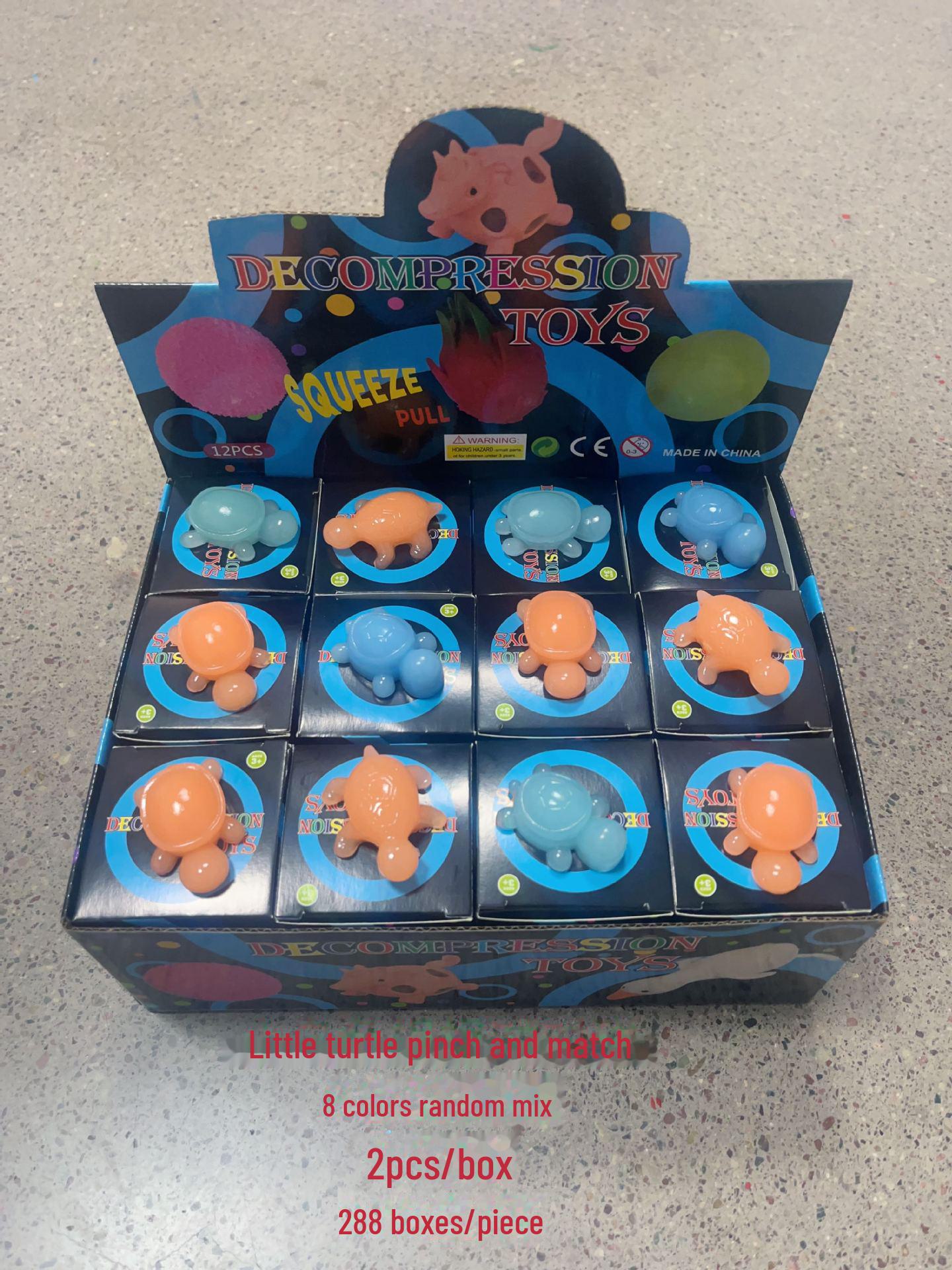 

Небьющееся яйцо с двойным желтком - забавная игрушка для розыгрыша на улице