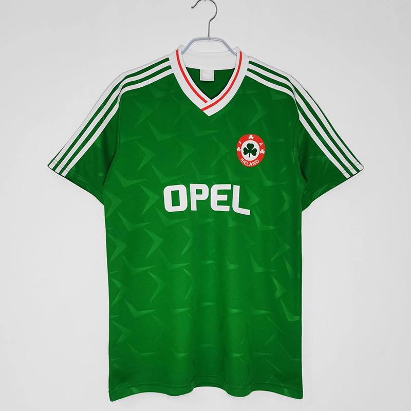 Alle Ligen AC Chelsea Fußballtrikot Argentinien Inter Mailand Brasilien Deutschland England Trikot Lieferung Retro-Trend