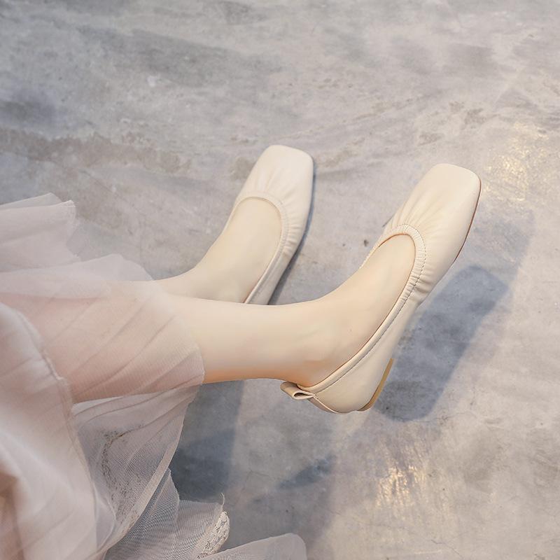 Large Size Women's Shoes 40-43 Widened Grandma Shoes Women's Super Soft Flat Bottom Soft Leather Pregnant Women Peas Comfortable