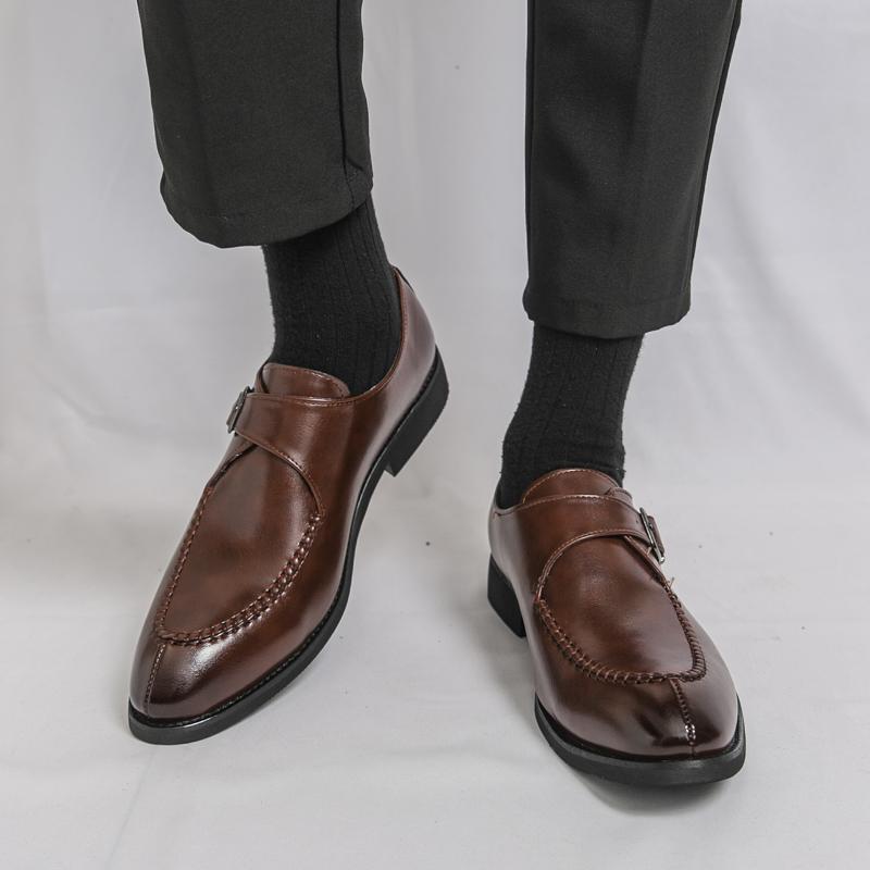 Fashion Britain Gentleman Monk Strap Loafers Men's Pointed Toe Patent Leather Shoes Designer Formal Wedding Dress Homecoming Footwear