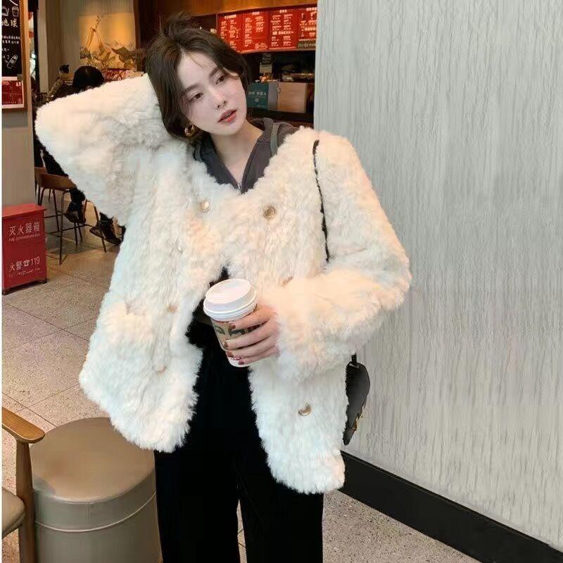 

Пальто из искусственного меха ягненка, женское зимнее, новое, небольшое, свободное, с утолщенным верхом из белой шерсти, хлопковая одежда S suggestion within 105 белый