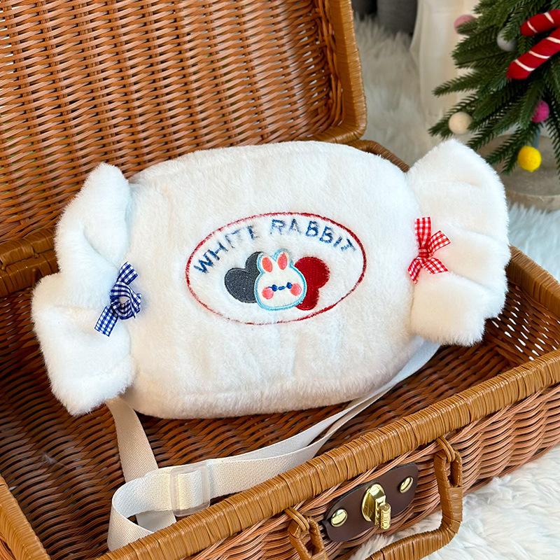 

Большой белый кролик, молочные конфеты, плюшевая кукла, сумка для девочки, милый осенне-зимний кролик, сумка через плечо, восьмидюймовая кукла-машина для захвата 27*16cm