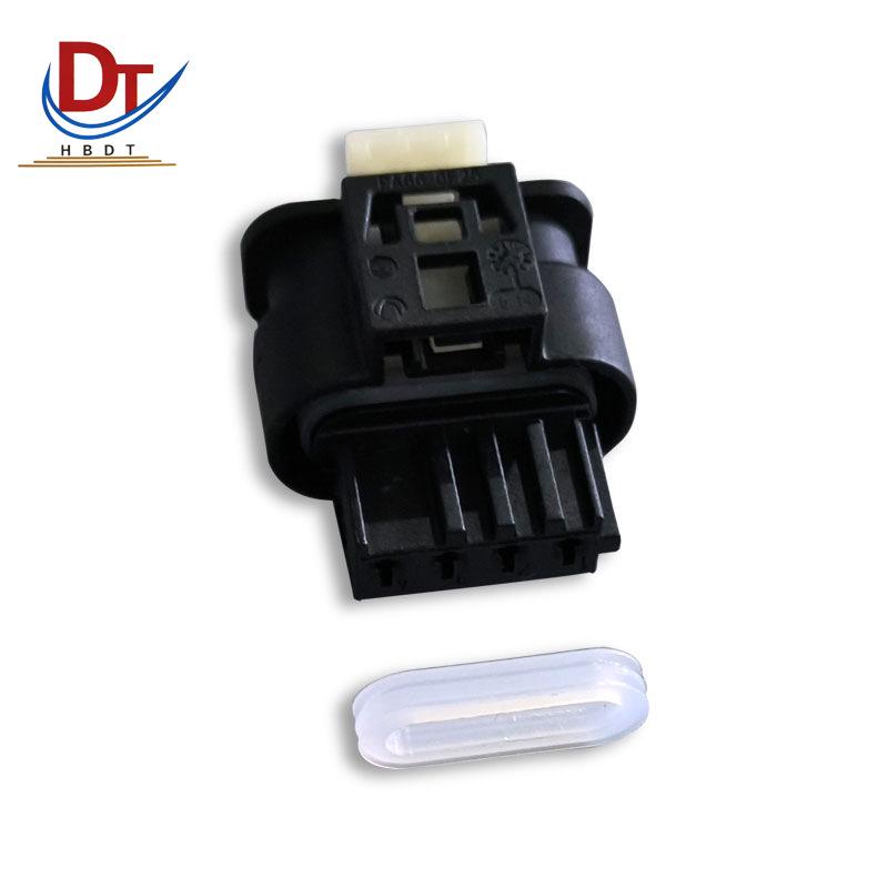 Automotive Wiring Harness 4-Pin Electronic Connector, Black Plastic Sheath