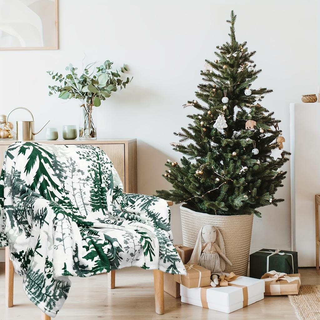 1pc Extra Large Soft Plush Throw Blanket - Luxury Winter Bedspread - Green & White Pine Tree Design - All-Season Cozy Sofa Bed