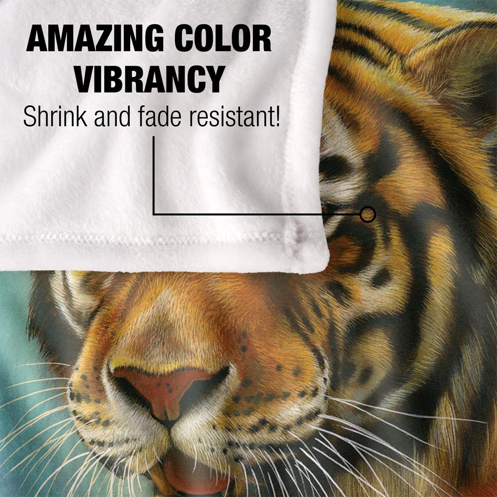 JQ Licensing Silky Tiger & Cubs Supersoft Blanket