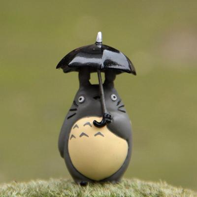 1PCS My Neighbor Figure Doll Decorations Holding Umbrella Resin Miniature Figurines Toys 5cm PVC