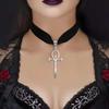 Collana Choker Vampiro Gotico in Velluto Nero con Ciondolo Ankh Spada Croce Colore Argento per Uomini Donne Halloween Gioielli Stregoneria