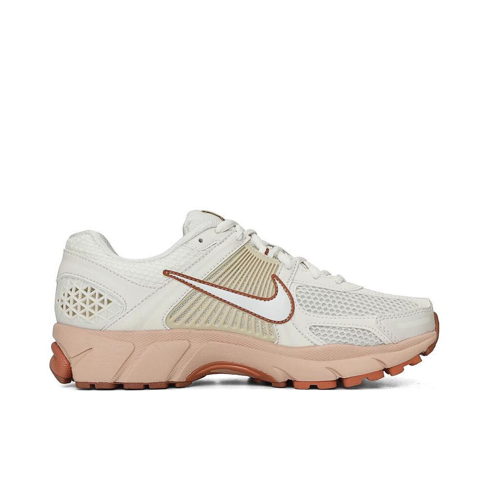 NIKE Women's Casual Shoes ZOOM VOMERO 5 Sneakers