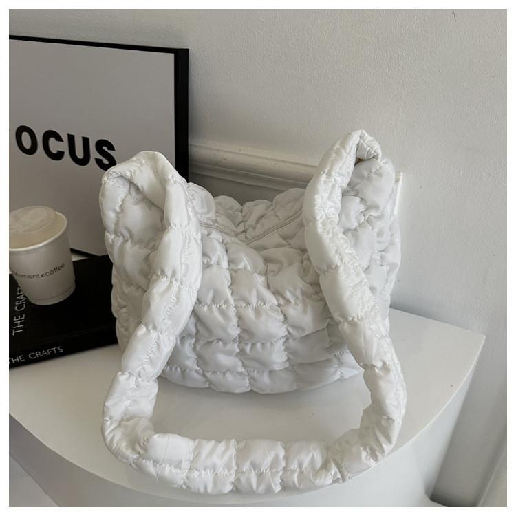 2024 New Winter Sweet Fresh Casual Solid Color Bubble Grid Women's Bag