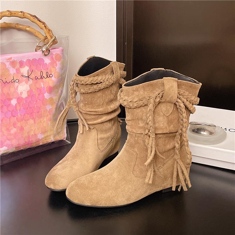 Retro Style Square Head Suede Fringed Strap Thick Heel Medium Boots Women's Autumn 2025 New Sleeve Versatile Fringed Boots