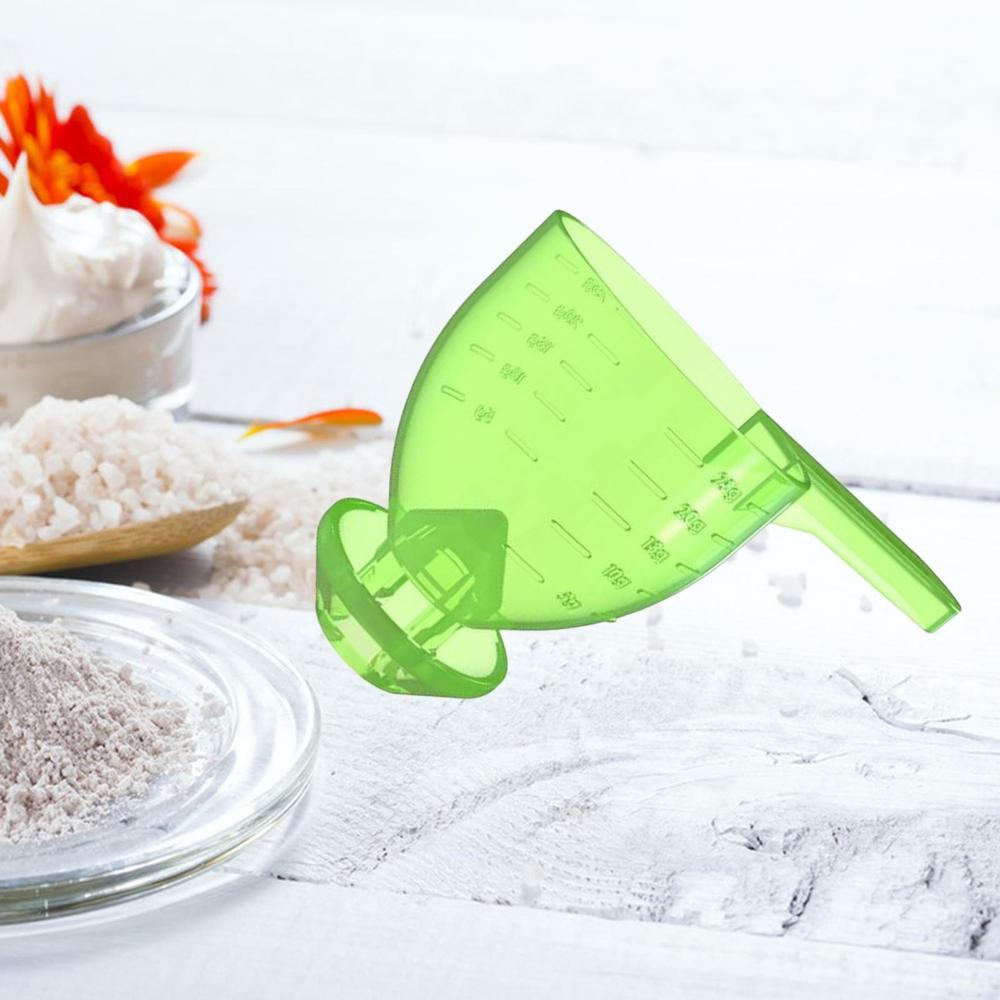Convenient Measuring Scoop Kitchen Tool Measuring Scoop New portable leak proof measuring spoon with anti overflow function