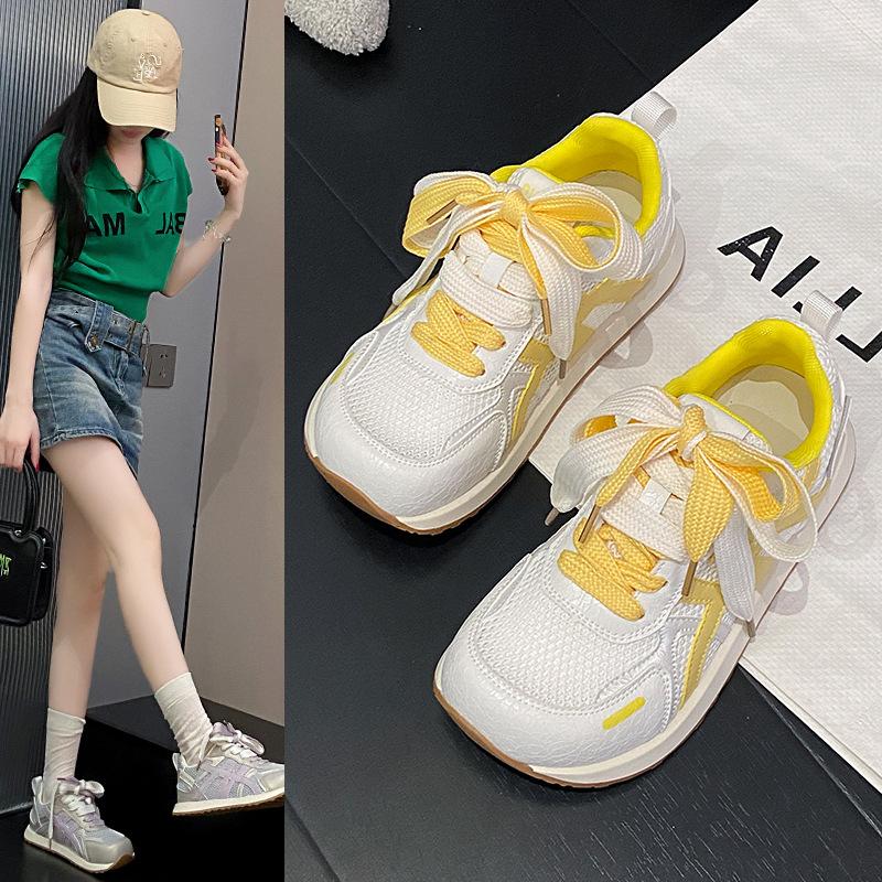 Faux leather mesh breathable moral training shoes women's 2025 spring and summer soft soles are not tired feet flat soles versatile casual Forrest 