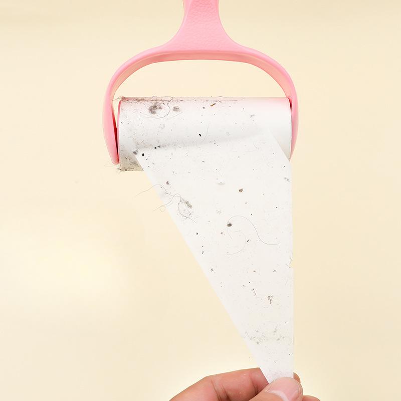 The Detachable Roller of The Lint Remover Can Replace The Paper Felt Roller Brush, Making It A Perfect Tool for Removing Dust and Lint From Clothes