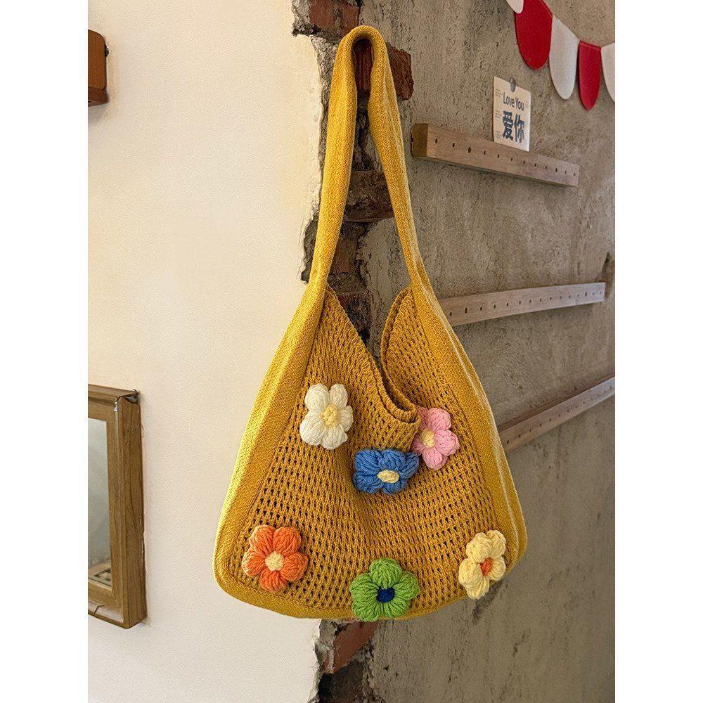 

Lazy Feeling Knitted Flower Tote Bag, Atmosphere-Bringing Knitted Shoulder Bag for Vacation, Beach Bag Style жовтий