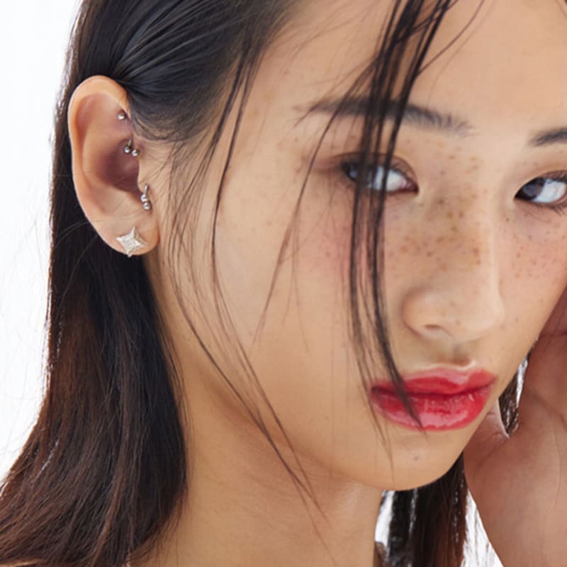 NIMBUS SUPER SHINE STAR SINGLE EARRINGS (M)