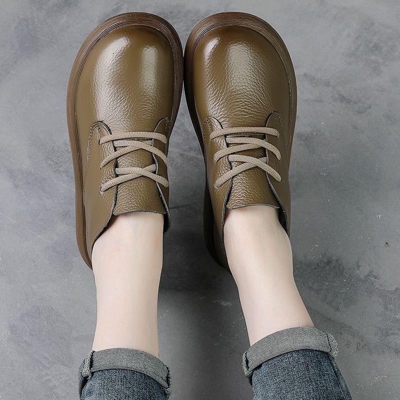 Retro Style Leather Ankle Boots for Wide Feet - Chunky Heel & Thick Sole