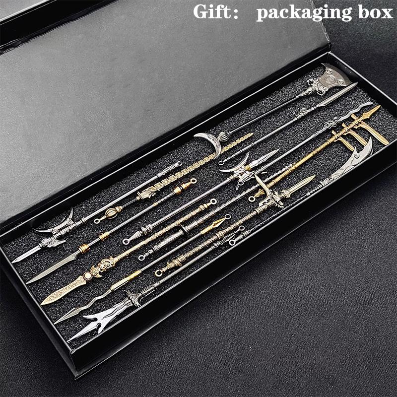 Sada starověkých zbraní v čínském stylu Mnoho modelů kovových pochev slavných starověkých mečů Klíčenka Malé neotevřené zbraně s čepelemi
