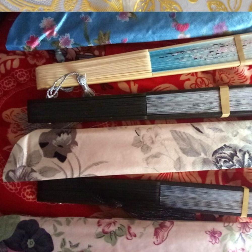 2pcs Retro Folding Fan Pouch Chinese Style Brocade Fan Bag Pouch Folding Hand Fan Bag Party