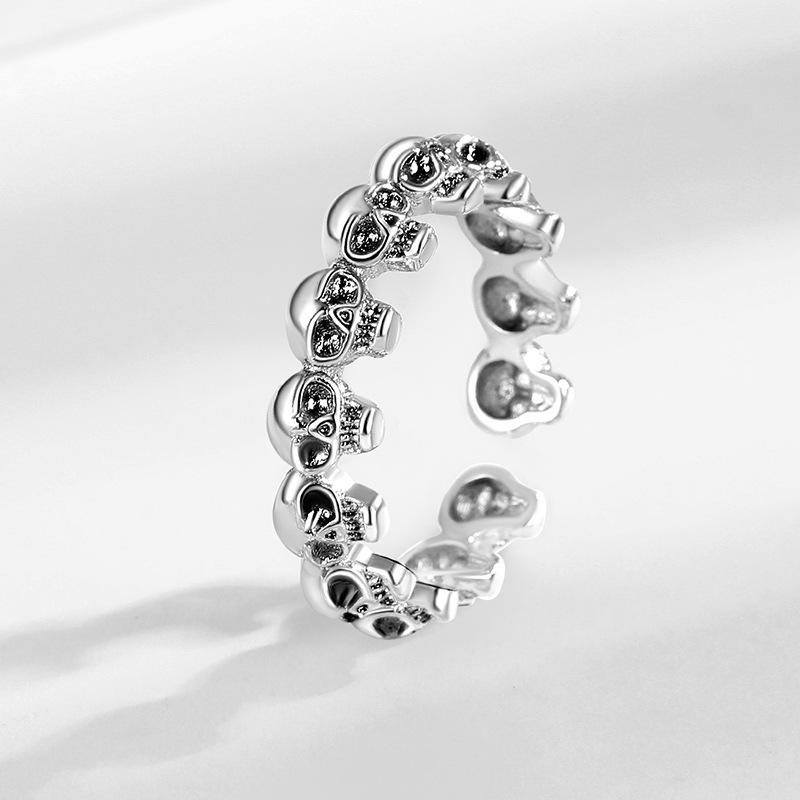 Women's Trendy Punk Style Distressed Retro Skull Ring in Imitation Thai Silver