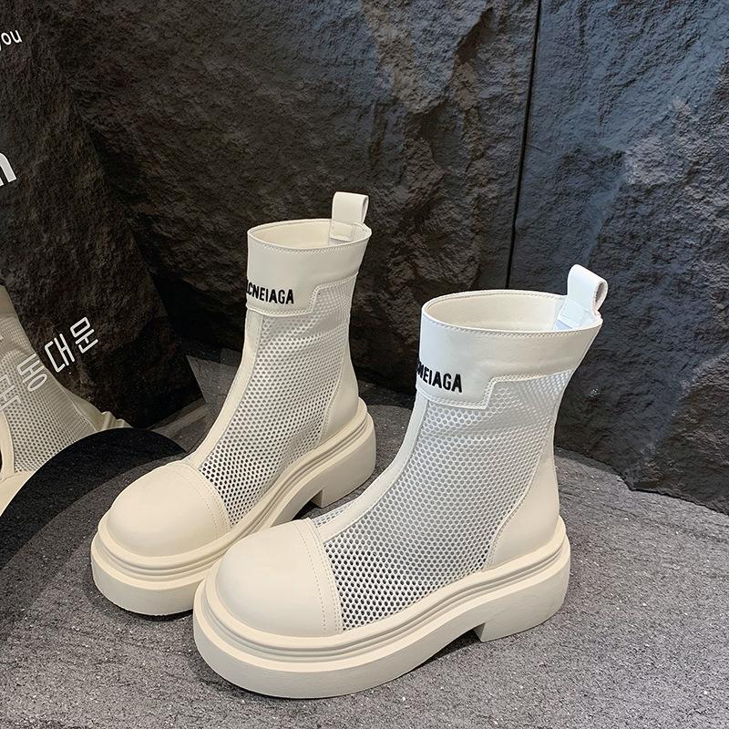 

2024 летние новые сетчатые сапоги на толстой подошве, женские дышащие полые универсальные сетчатые короткие сапоги, увеличивающие рост, крутые сапоги, женская обувь 40