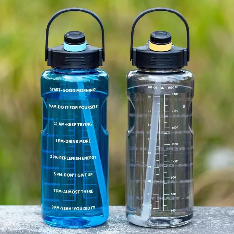 2L Large Capacity Sports Water Bottle with Straw Outdoor Plastic Portable Water Bottle for Fitness Camping Gym Sports Water Jugs
