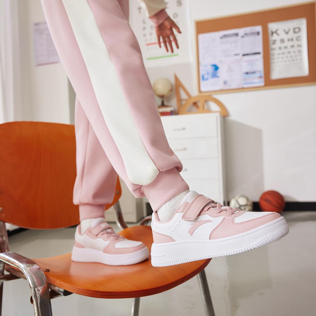 Anta Kids Trendy Fashion Comfortable Versatile Color Block Sports Casual Commuting School Lightweight Shock Absorption Low Top Kids Sneakers A22538088