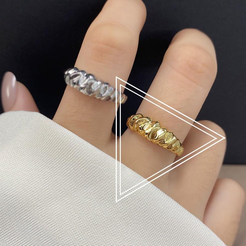 

High-End Retro Geometric Ring: Japanese & Korean Style Friendship Jewelry Adjustable size золотой