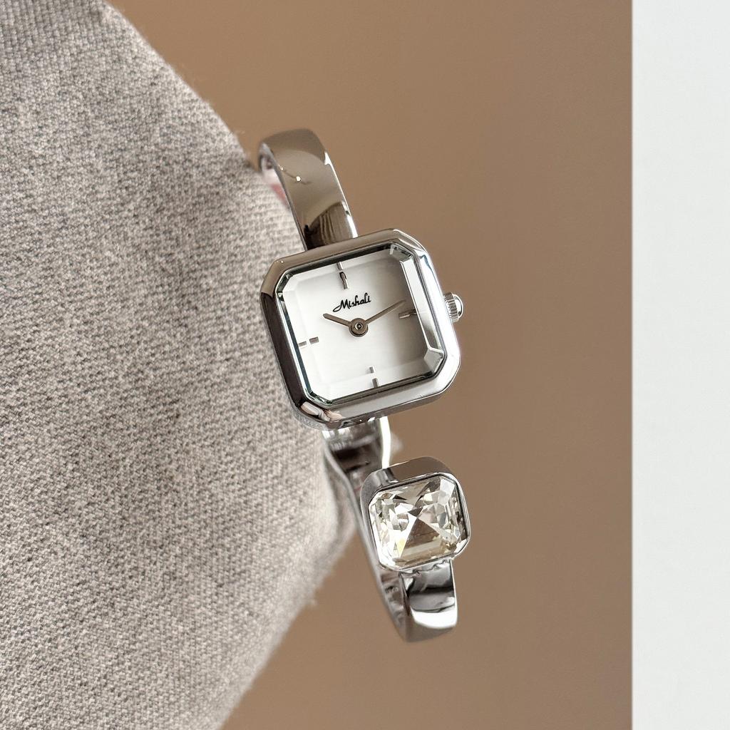 High-end Luxury Women's Watch Gold Open Cuff Bracelet Delicate Elegant Small Square Quartz Ladies Wristwatch Jewelry Gift Reloj