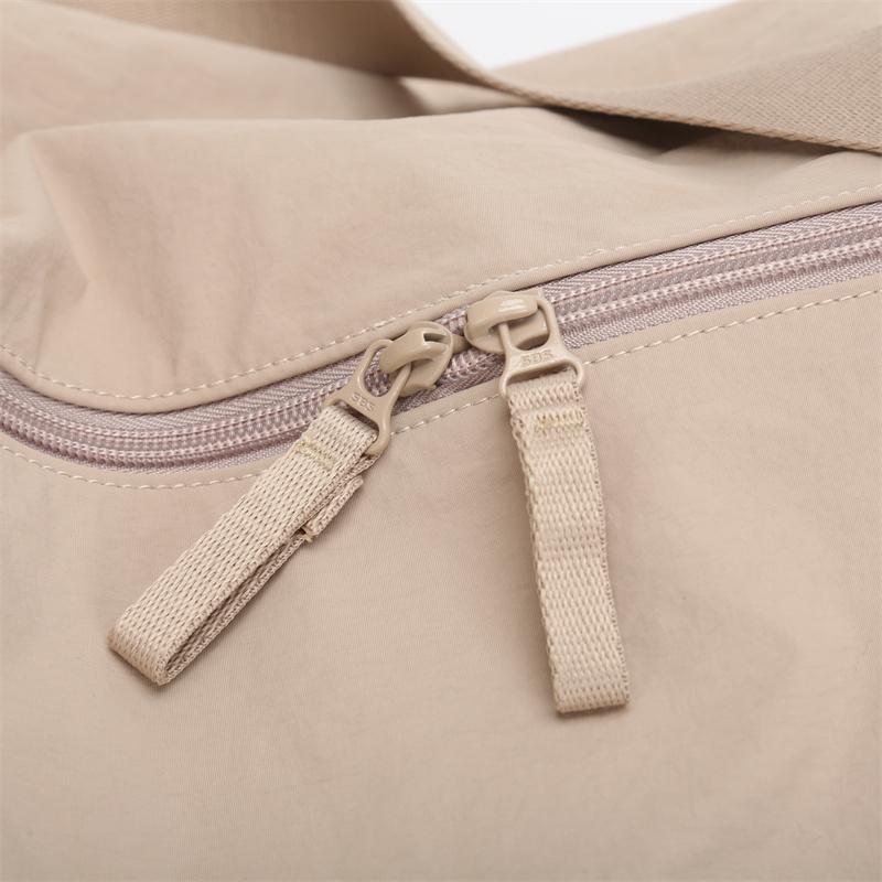 Sports Fitness Bag Short Distance Travel Bag Women's Large Capacity Shoulder Crossbody Bag