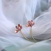 1Pc Exquisite Pink Lotus Flower Brooch Pins Women Girls Metal Plant Enamel Label Hat Cap Pins Suit Coat Japanese Fashion Accessories