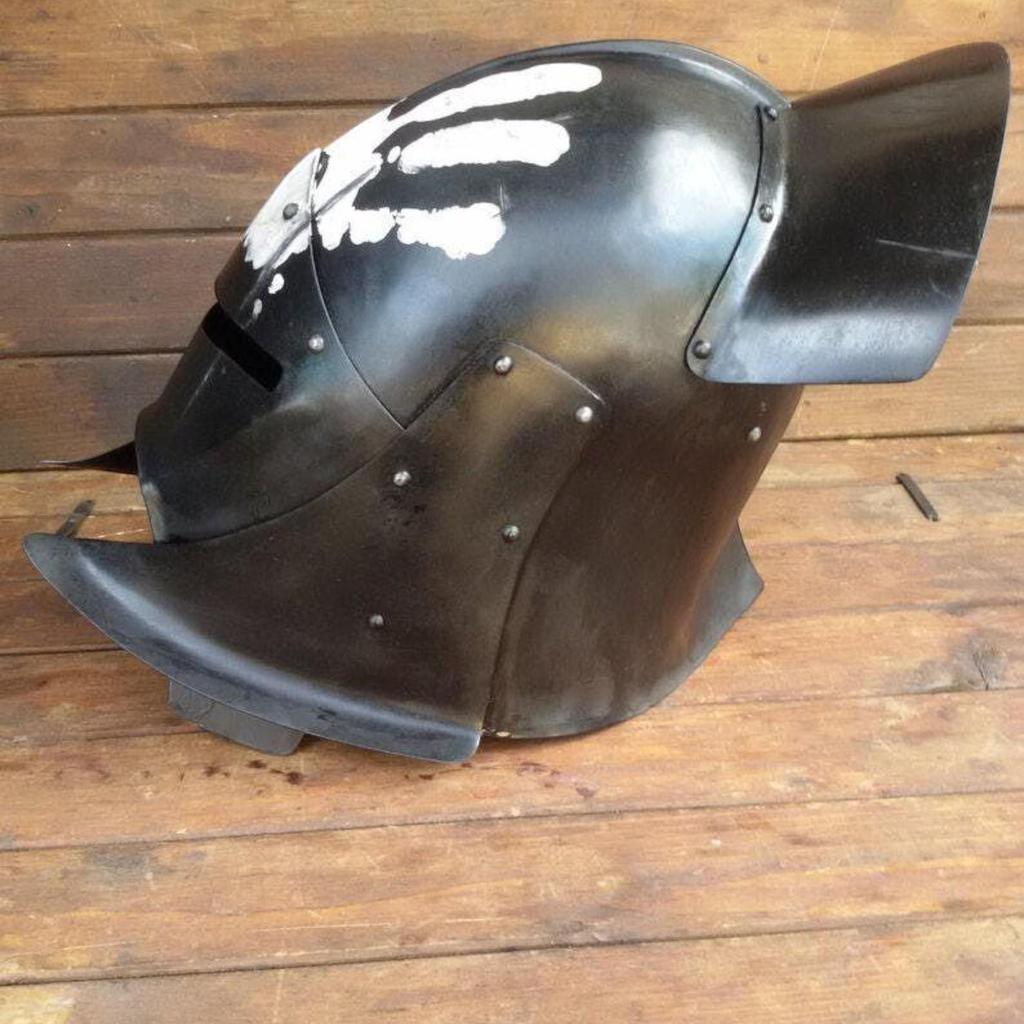 Medieval Blackened Uruk Hai LOTR Warrior Knight Helmet- Cosplay Armor- Larp Cost