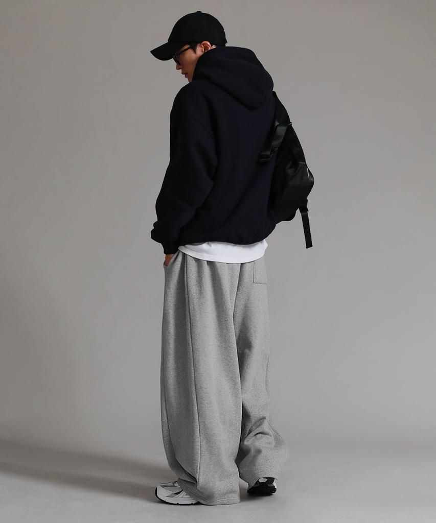 LIKE THE MOST Two-Tuck Longside Overpants_Gray