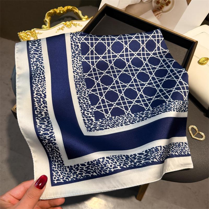 New Geometric Print Spring Summer Soft Satin Scarf Fashionable Commute Professional Neck Protection Square Scarves