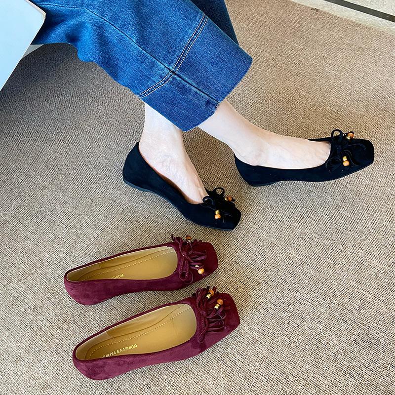 W066-5 Night Breeze Gentle Bow Flat Shoes Women's Single Shoes 2025 New Shallow Mouth Square Head Suede Grandma Shoes