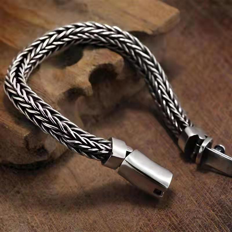New Product Bracelet, Retro and Domineering Thick Style, Men's Personalized Dragon Bone Engraved Bracelet
