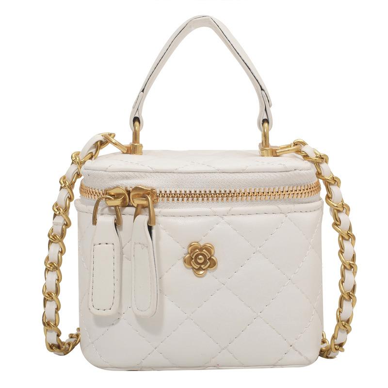 Wholesale Popular Xiaoxiangfeng Light Luxury Simple Portable Box Bag High Sense Temperament Versatile Chain Messenger Bag